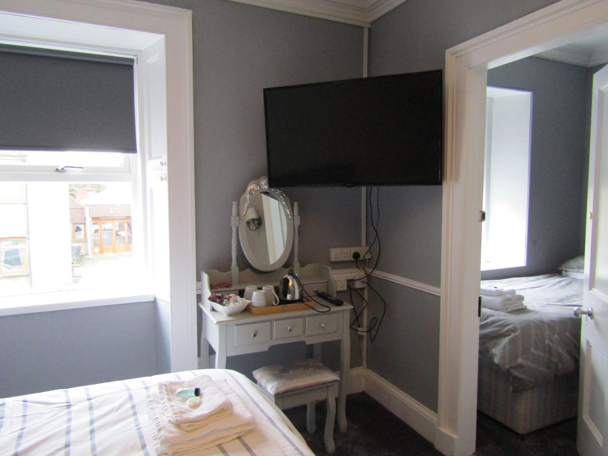The Crown Hotel Inverbervie Room photo