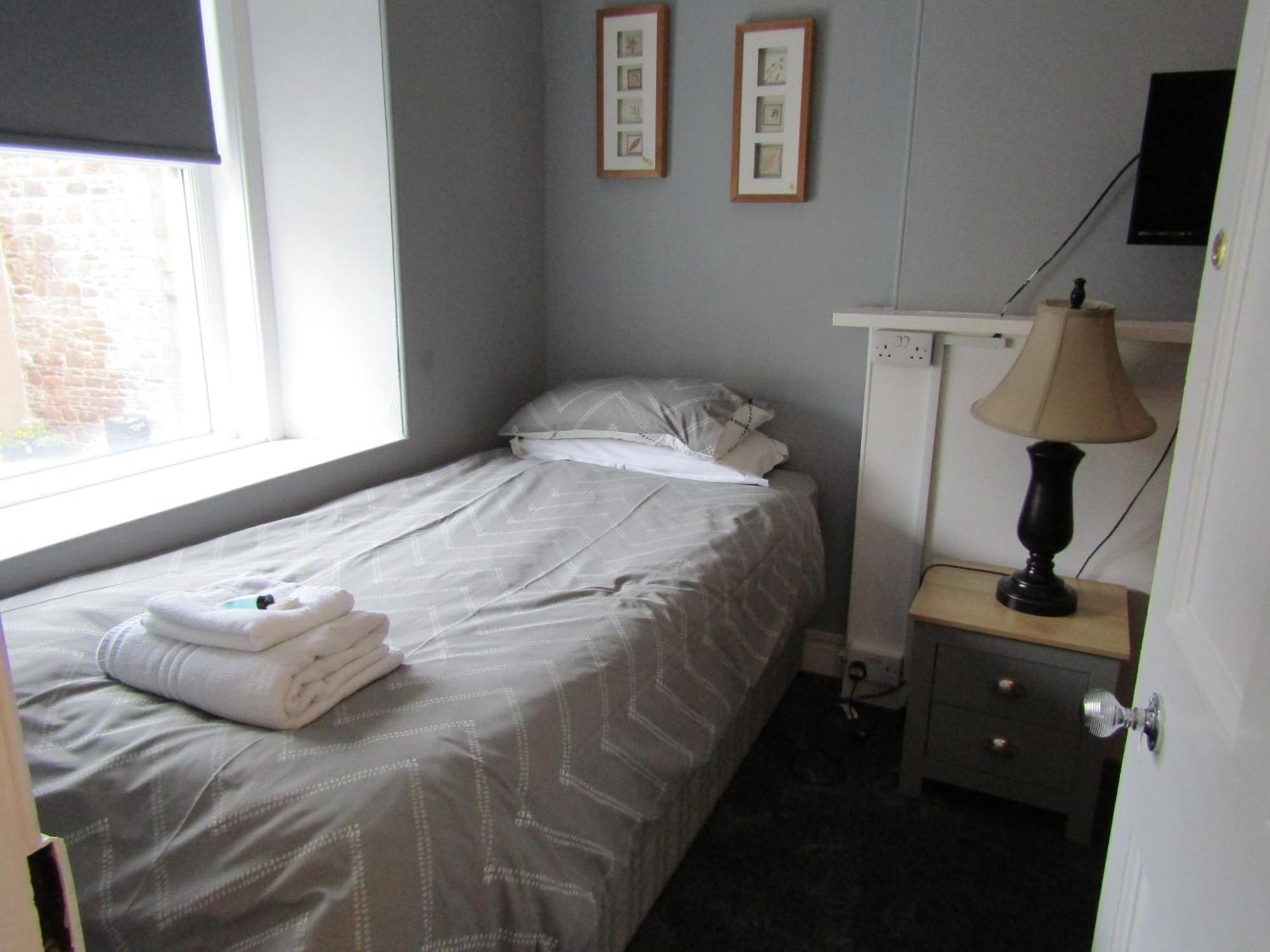The Crown Hotel Inverbervie Room photo